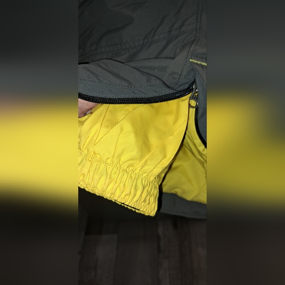 Boys Gap Snow Pants Size 10  Grey With Yellow Adjustable Waiste Read - Picture 4 of 7